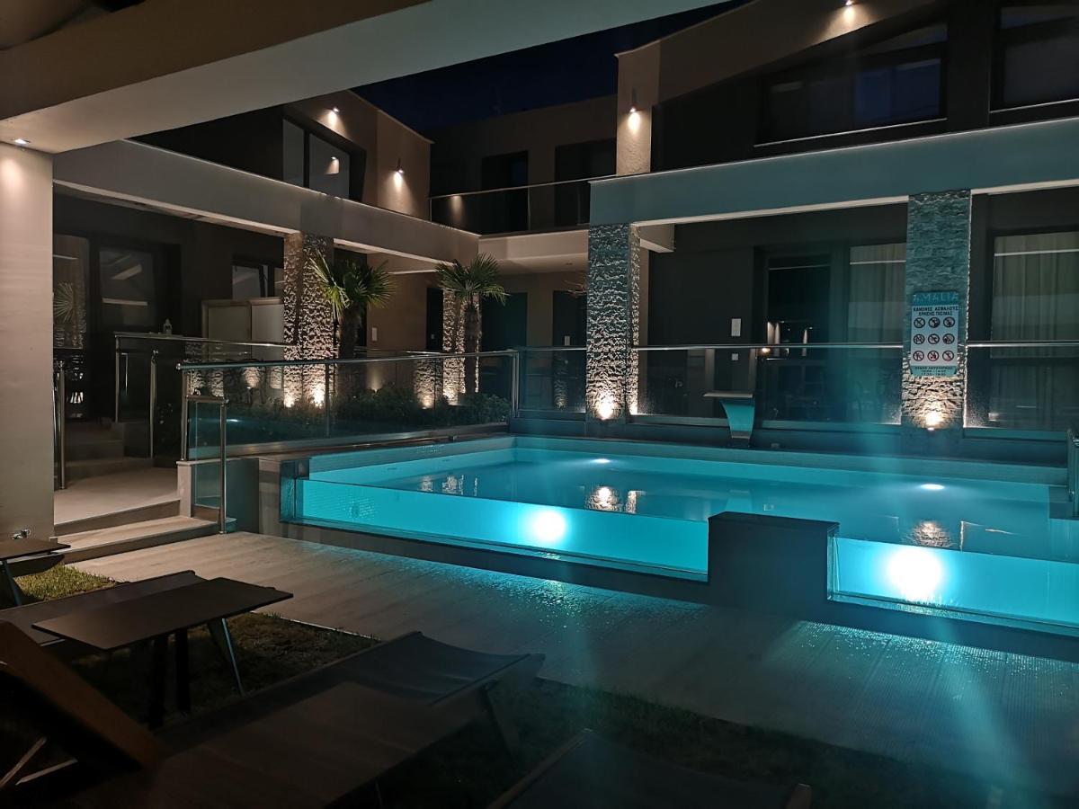 Amalia Deluxe Villas Vrasná Dış mekan fotoğraf